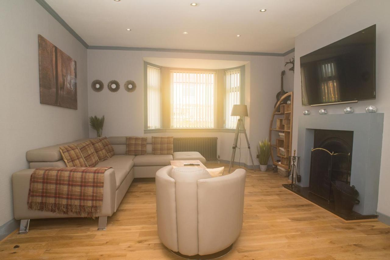 Luxury Super Central Cottage With A Hot Tub/ Gym Portree Esterno foto