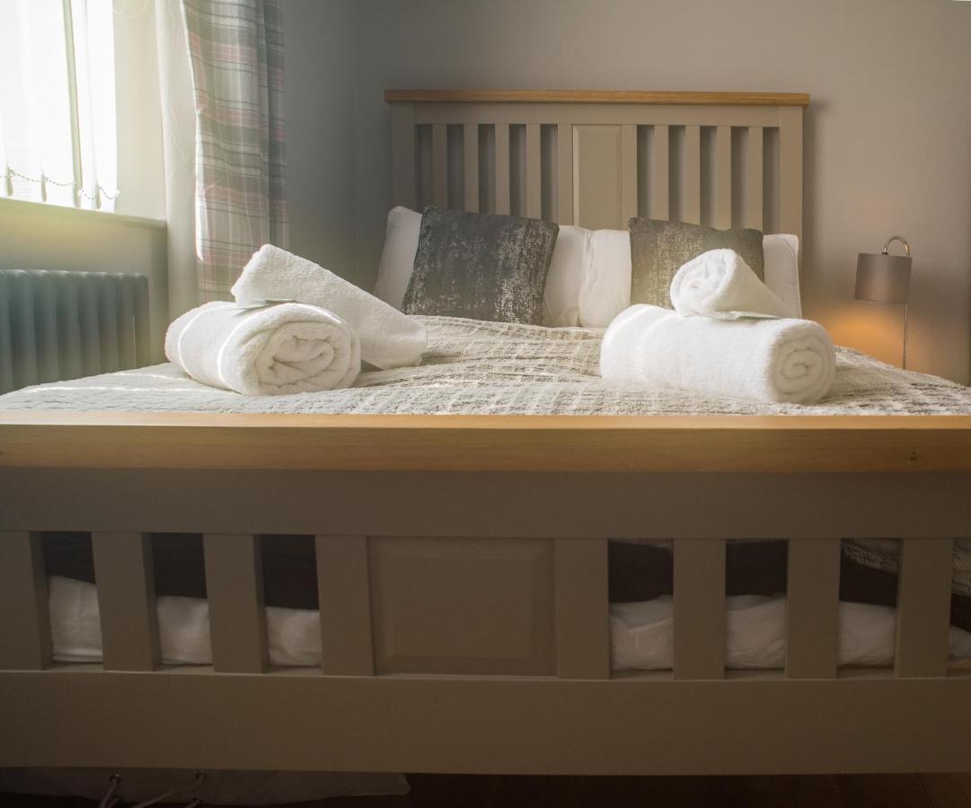 Luxury Super Central Cottage With A Hot Tub/ Gym Portree Esterno foto